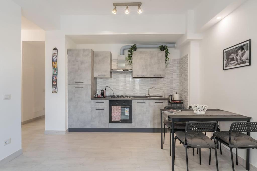 Cinema House In Cinecitta Apartment Рим Екстериор снимка
