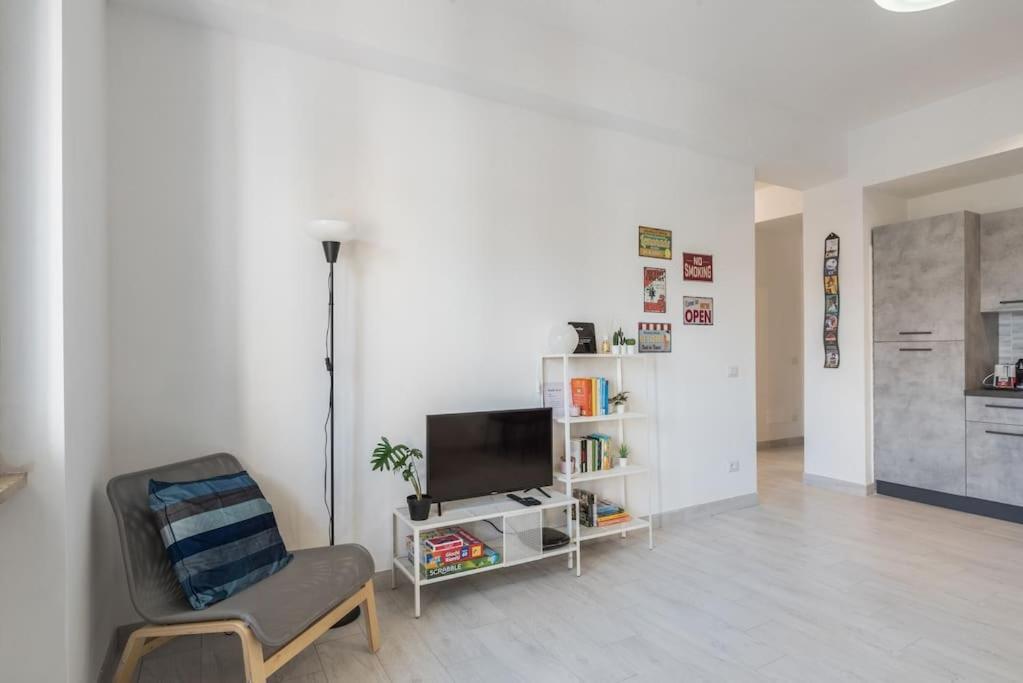 Cinema House In Cinecitta Apartment Рим Екстериор снимка